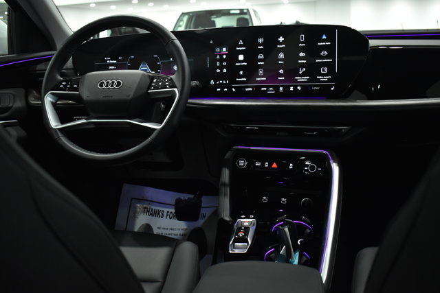 Used 2025 Audi Q5 Premium w/ Convenience Package image 18