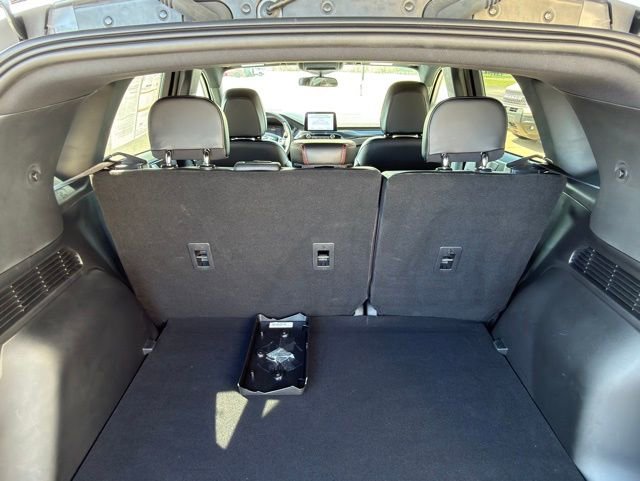 Certified 2025 Ford Escape ST-Line w/ Cold Weather Package AWD/4WD image 19