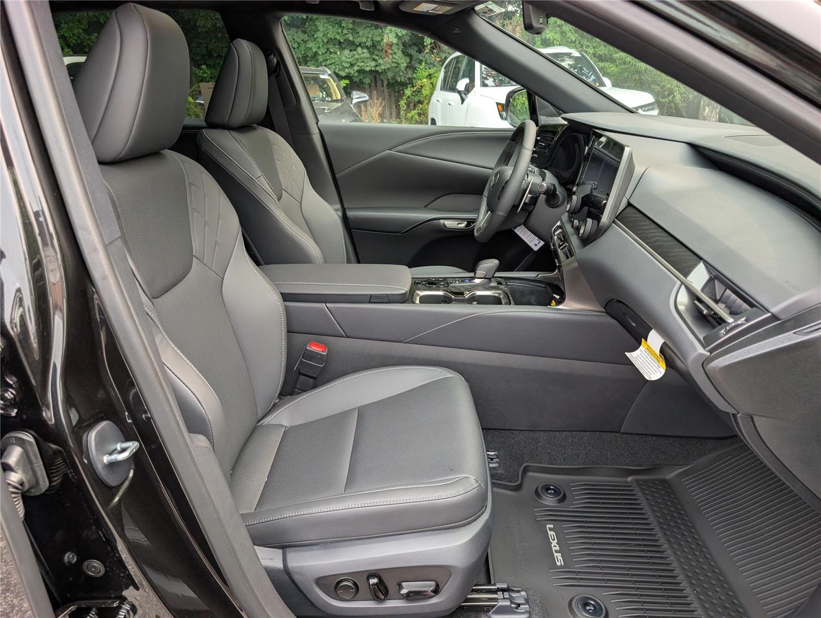 New 2026 Lexus RX 350 F Sport AWD/4WD image 8