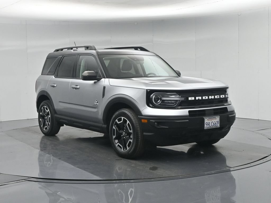 Certified 2023 Ford Bronco Sport Outer Banks w/ Tech Package AWD/4WD image 59