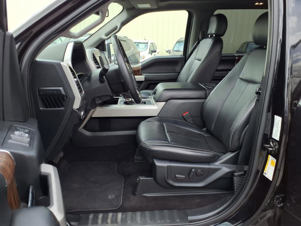 Used 2020 Ford F150 Lariat image 12