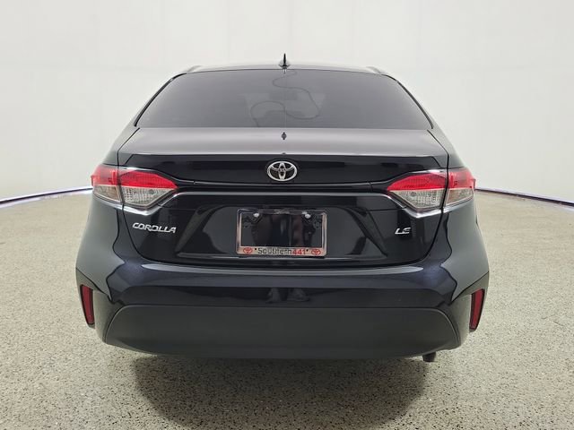 Used 2024 Toyota Corolla LE image 6