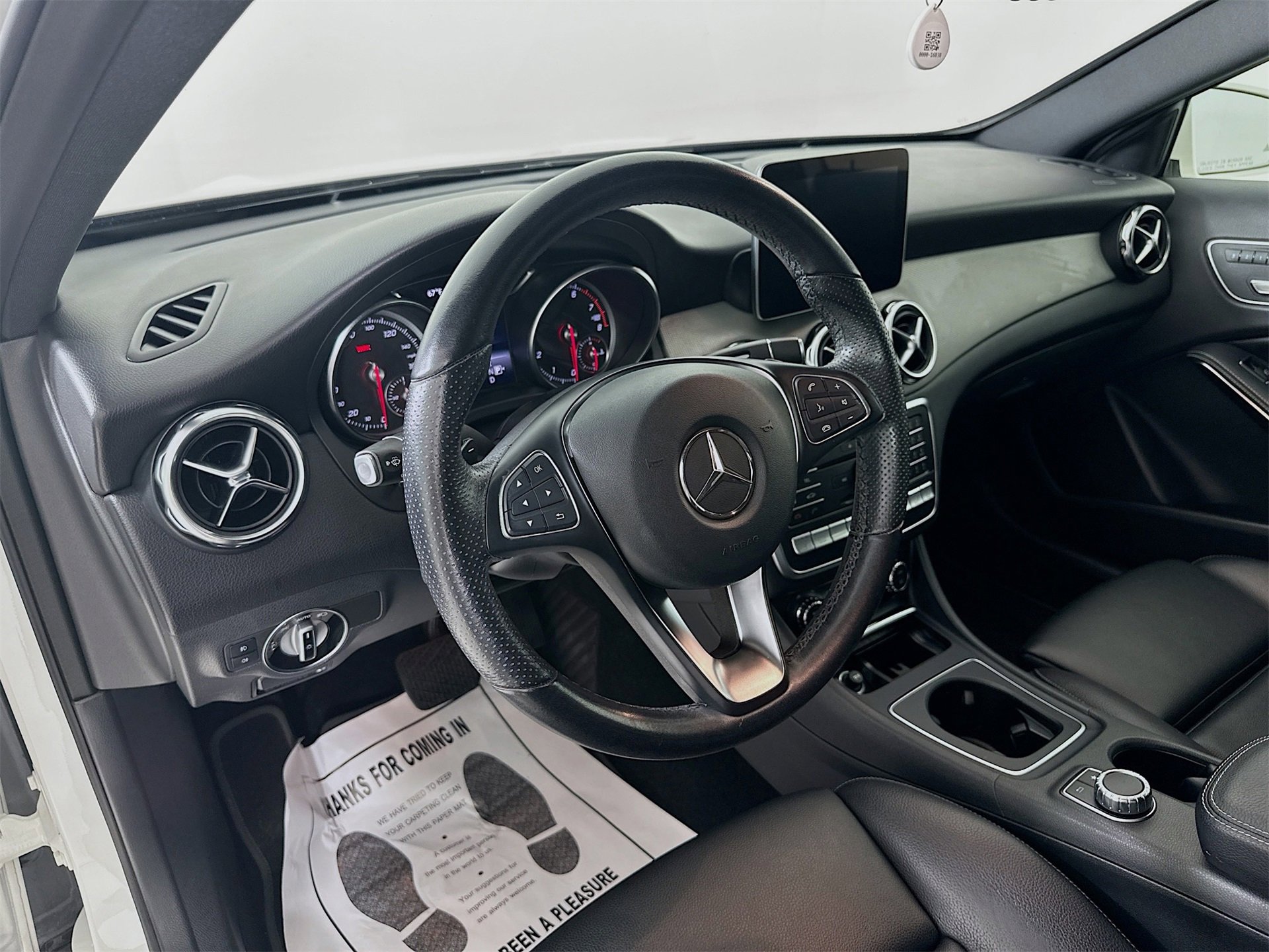 Used 2020 Mercedes-Benz GLA 250 4MATIC image 10