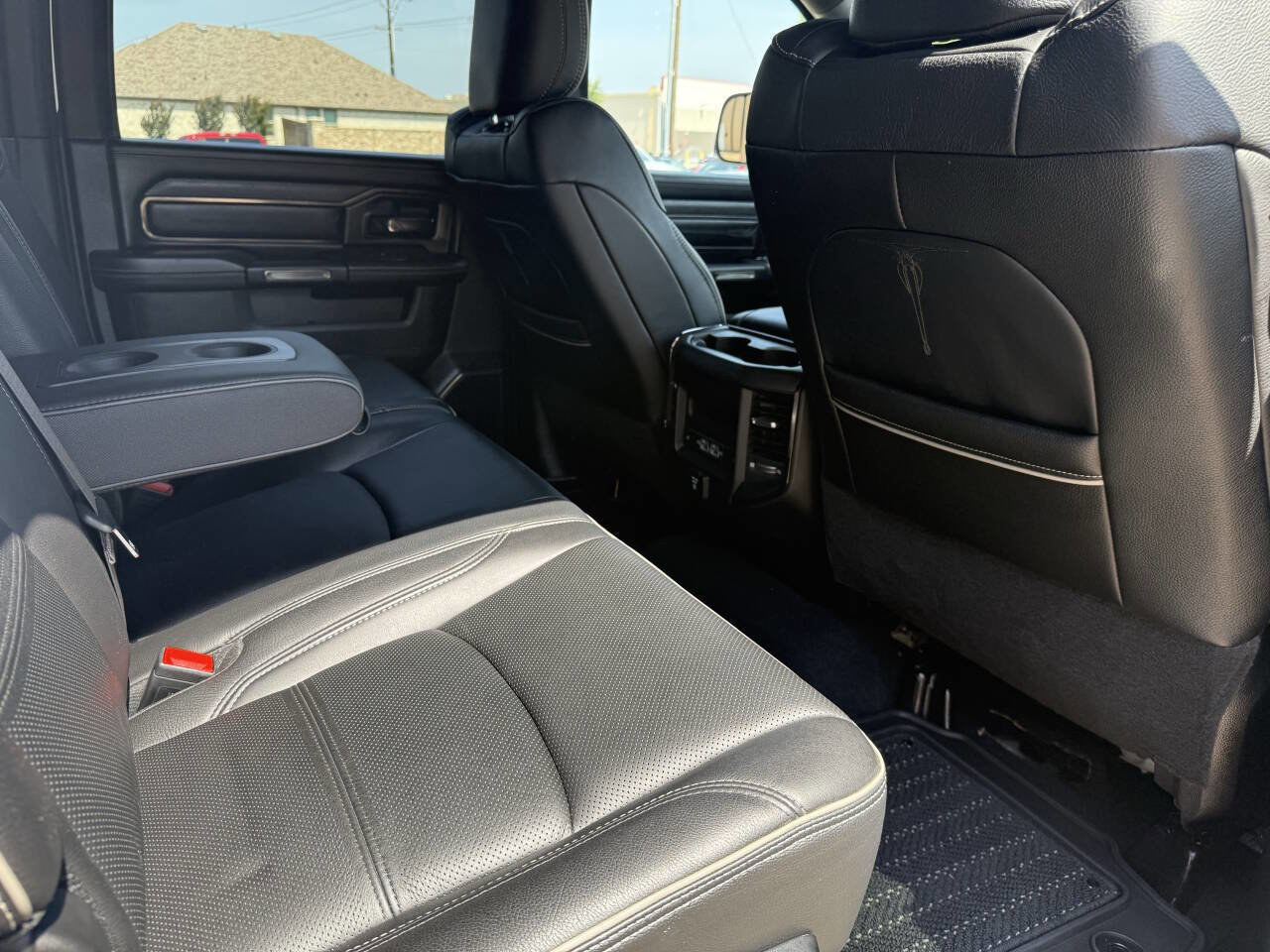 Used 2022 RAM 2500 Limited w/ Night Edition image 30