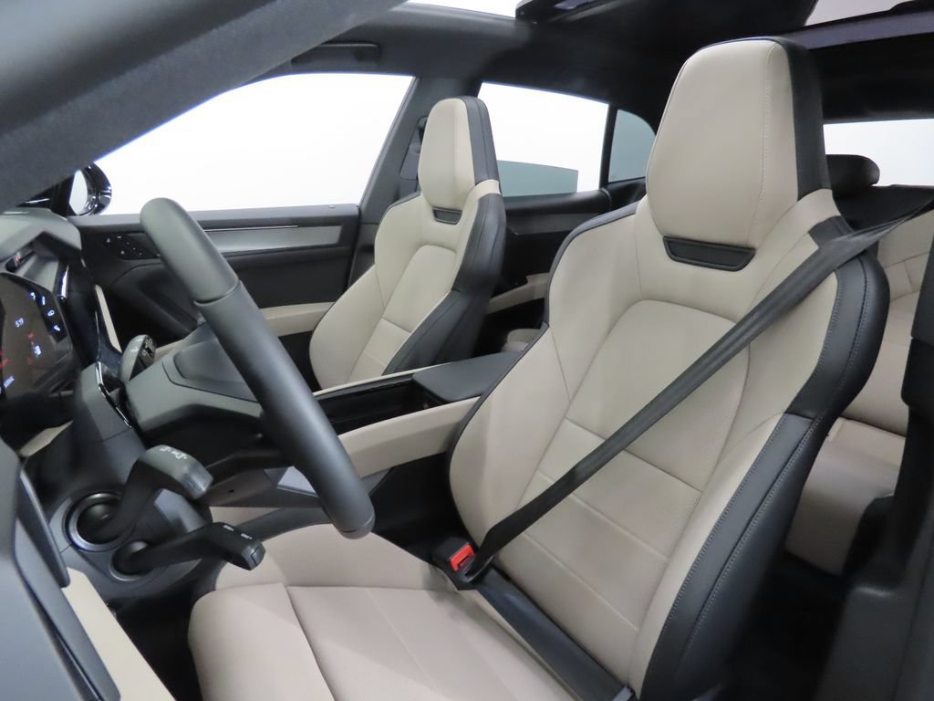 New 2026 Porsche Cayenne Electric AWD/4WD image 5