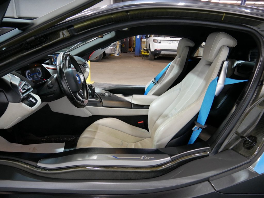 Used 2015 BMW i8 AWD/4WD image 18