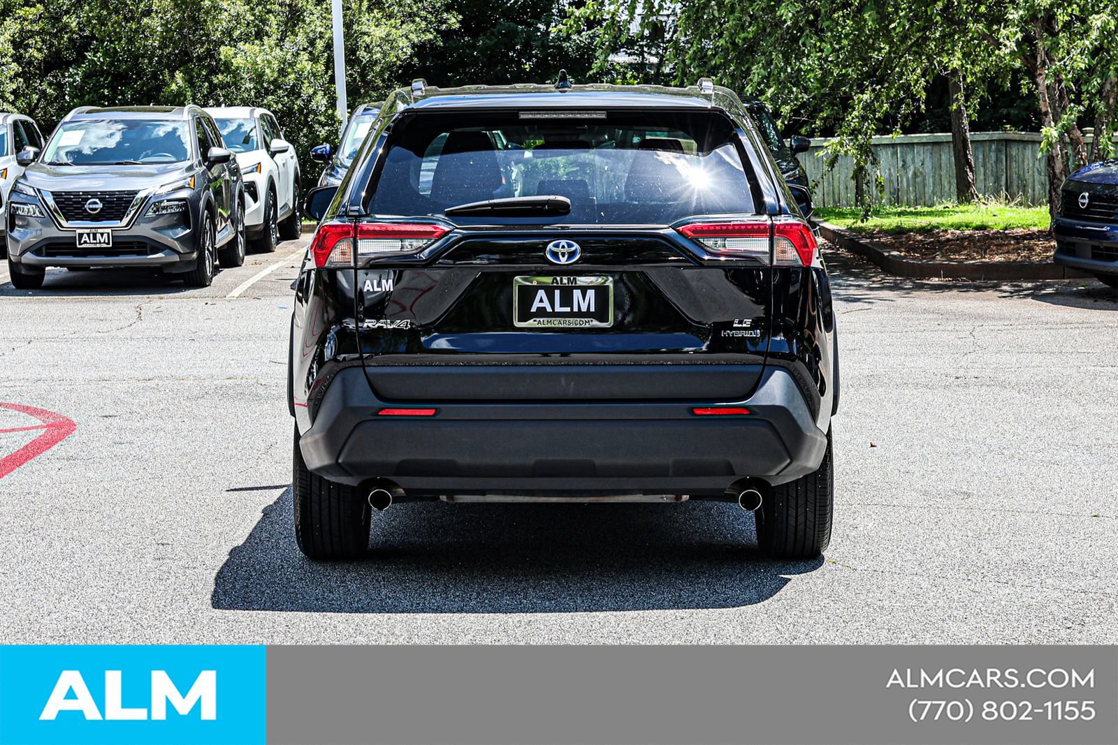 Used 2024 Toyota RAV4 LE AWD/4WD image 12