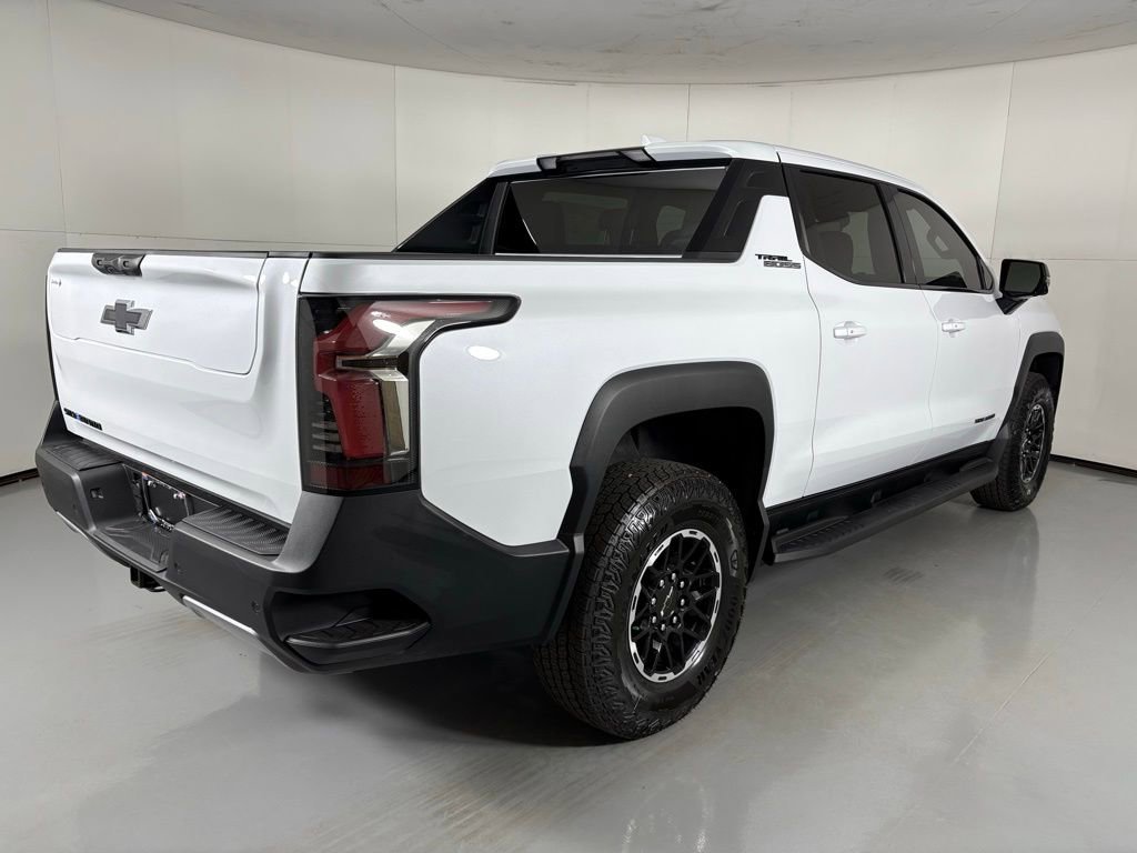 New 2026 Chevrolet Silverado EV Trail Boss image 10