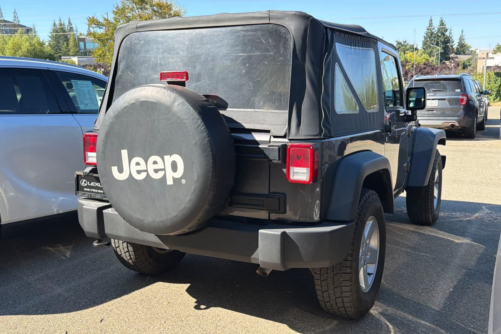 Used 2018 Jeep Wrangler Sport AWD/4WD image 2