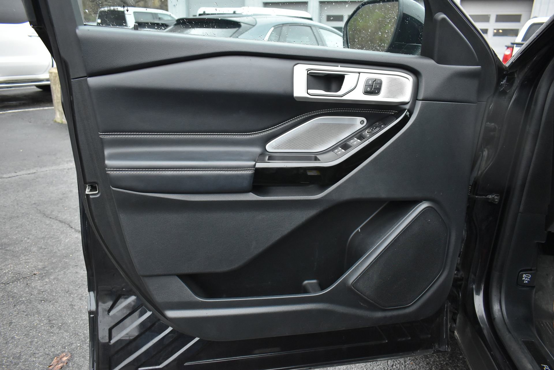 Used 2021 Ford Explorer ST w/ Equipment Group 401A image 11