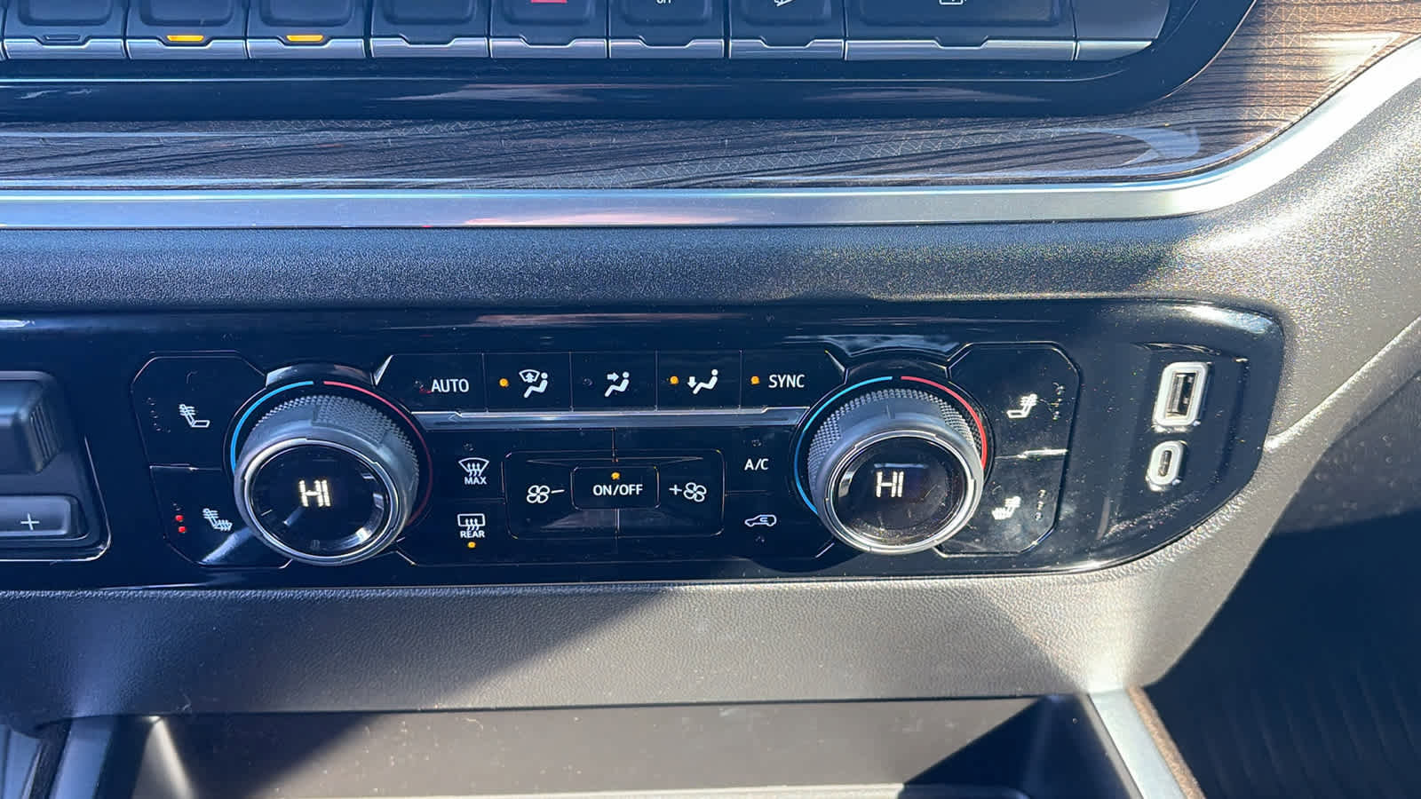 Certified 2023 Chevrolet Silverado 1500 RST w/ Convenience Package II image 19