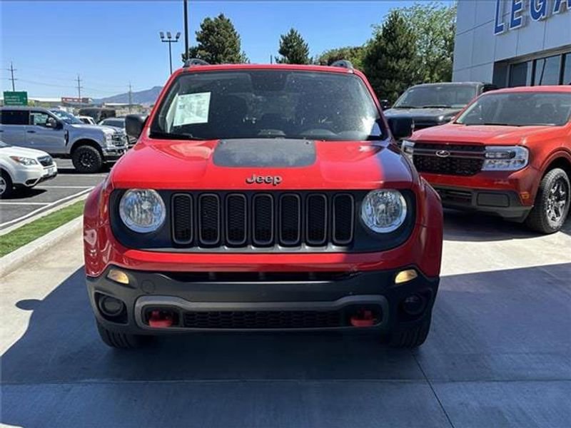 Used 2018 Jeep Renegade Trailhawk w/ UConnect 8.4 Nav Group image 2