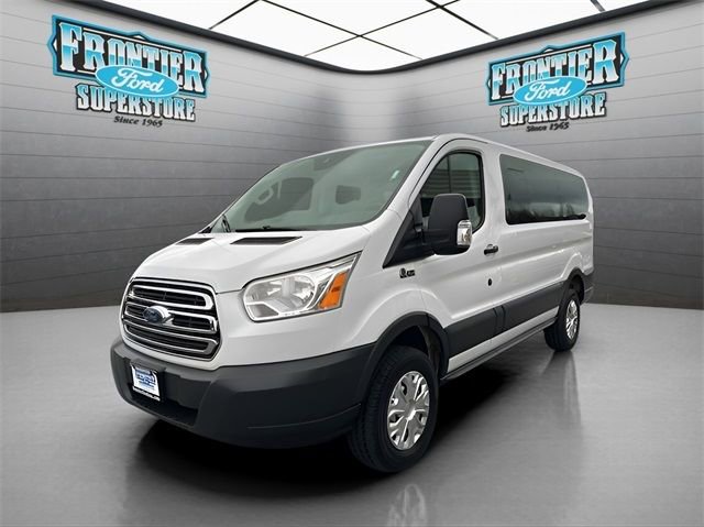 Used 2017 Ford Transit 150 XLT image 4