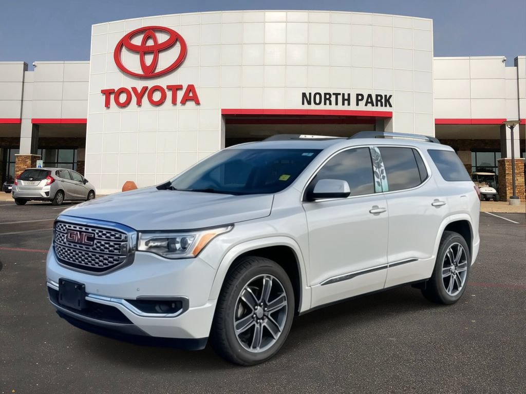 Used 2018 GMC Acadia Denali w/ Technology Package FWD video 1