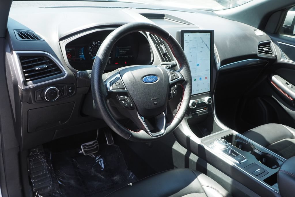 Used 2024 Ford Edge ST-Line AWD/4WD image 12