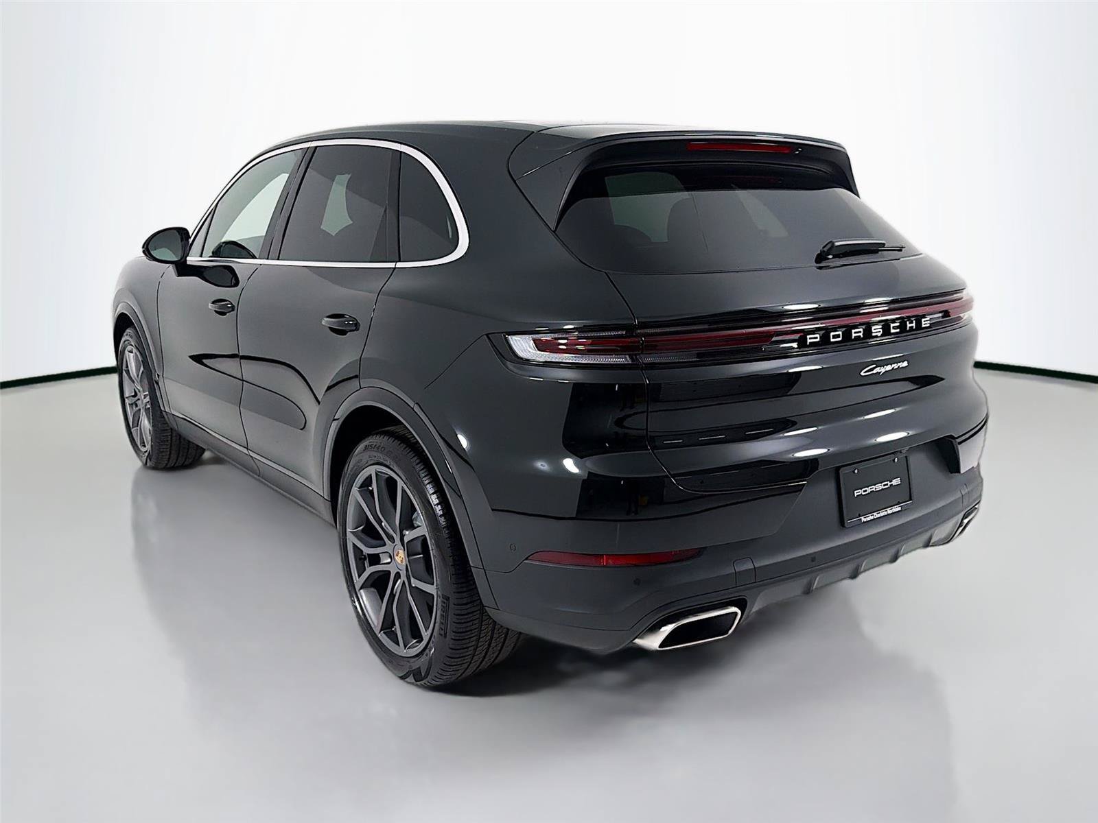 New 2026 Porsche Cayenne AWD/4WD image 3