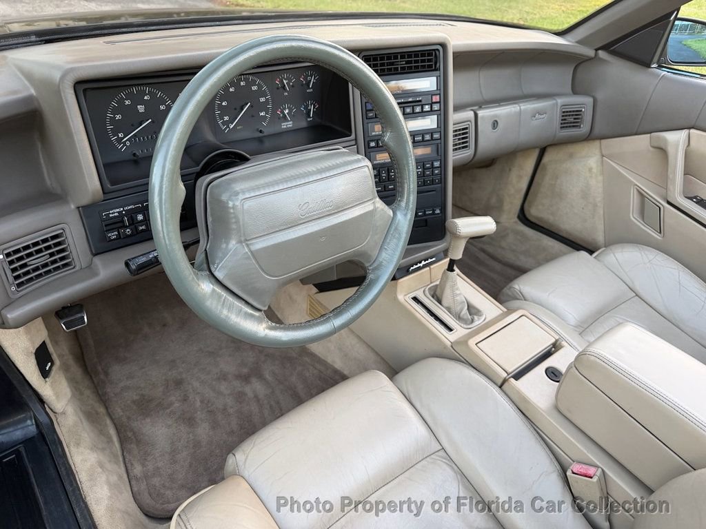 Used 1993 Cadillac Allante image 35
