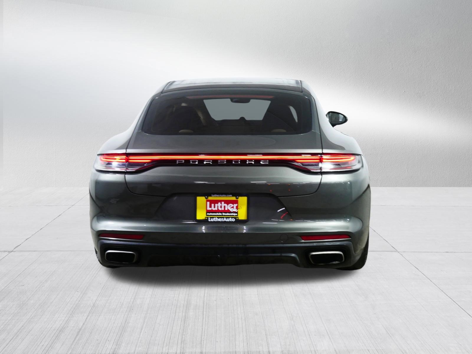 Used 2022 Porsche Panamera 4 image 6