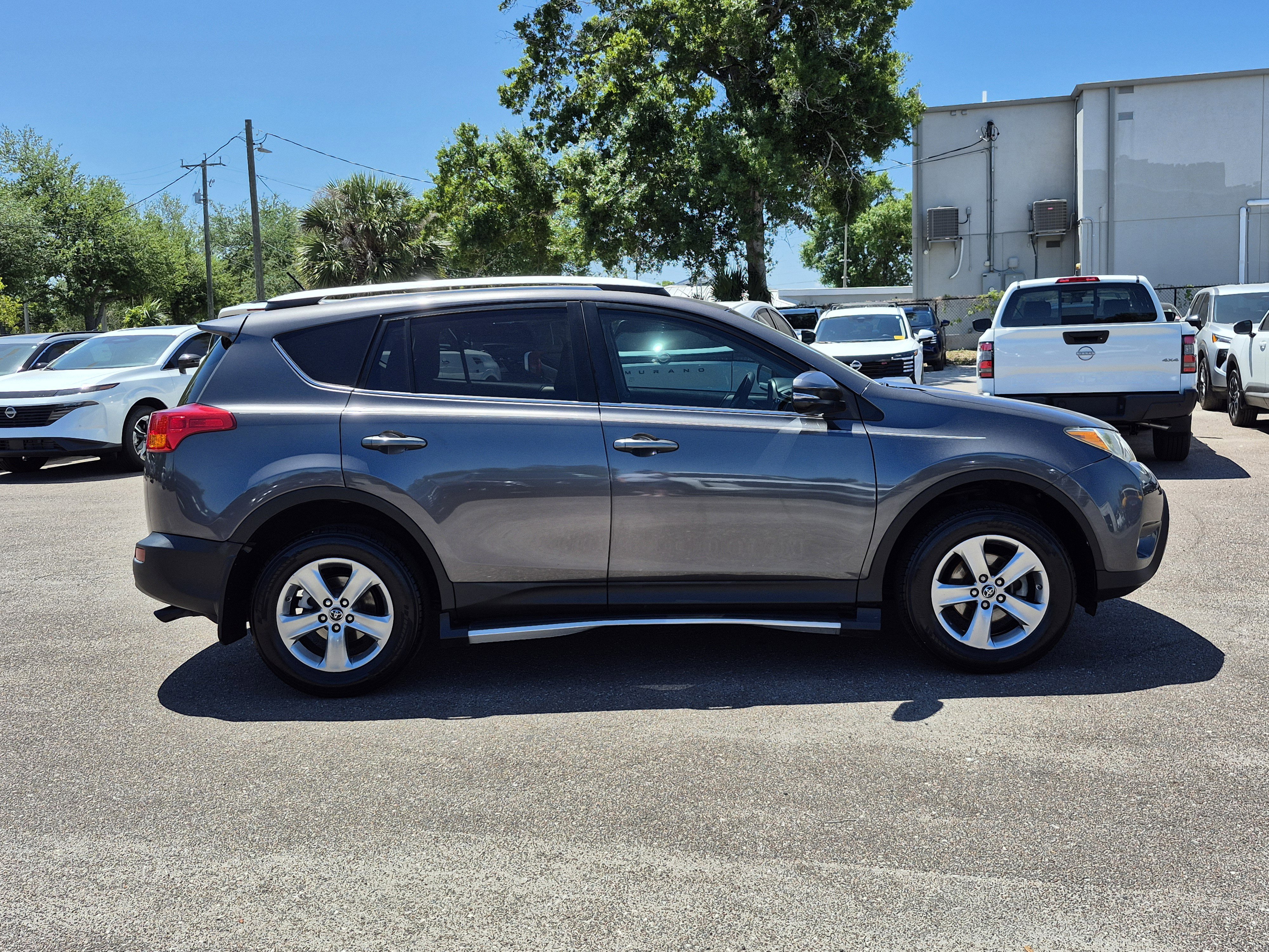 Used 2015 Toyota RAV4 XLE FWD image 7