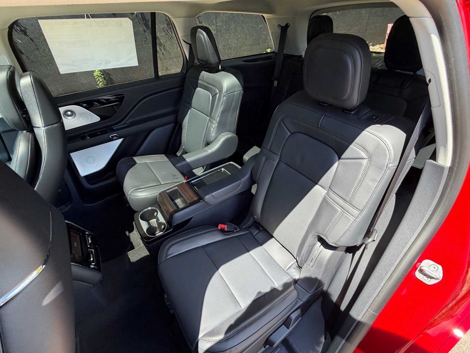 New 2026 Lincoln Aviator Reserve AWD/4WD image 23