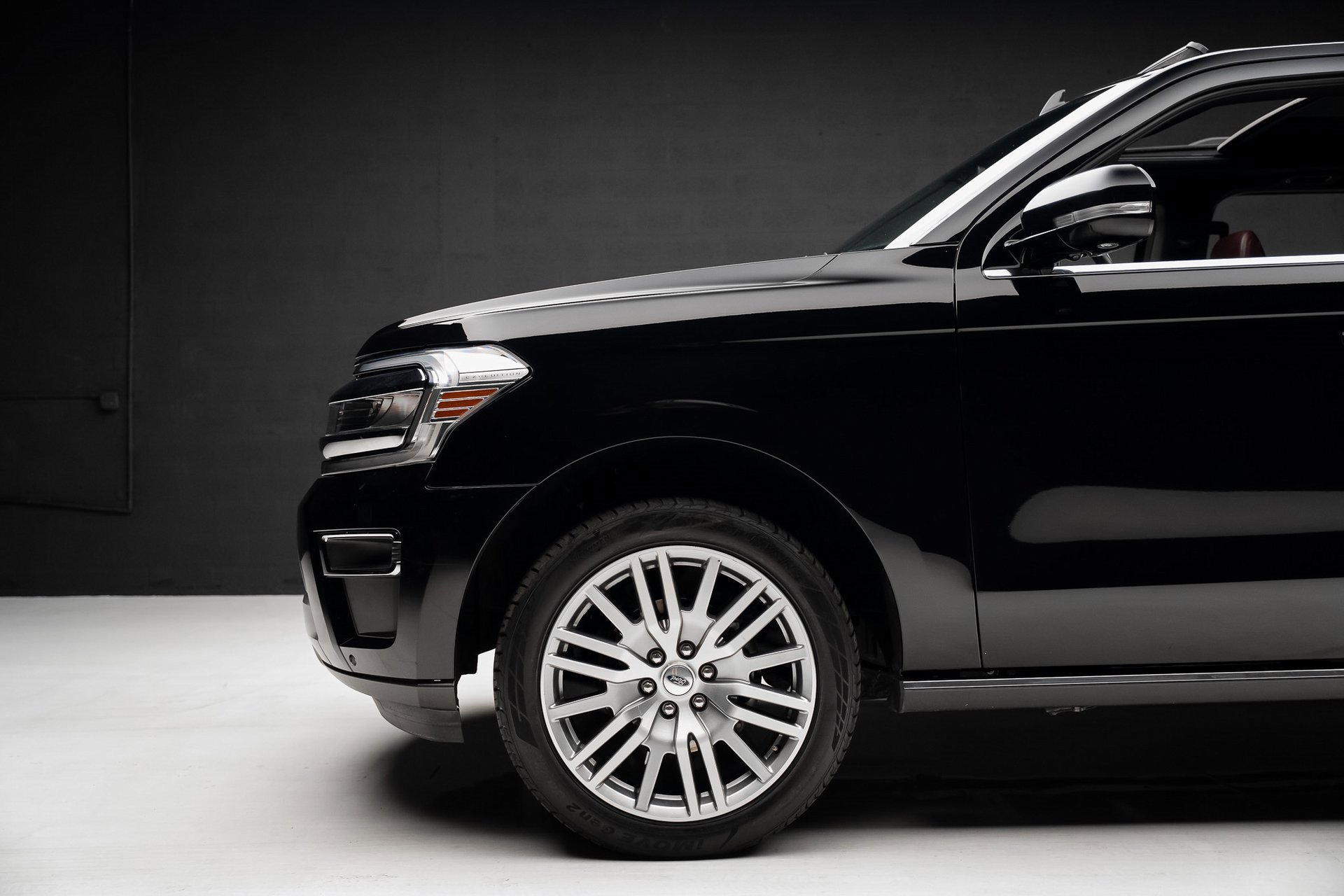 Used 2024 Ford Expedition Max Limited image 17