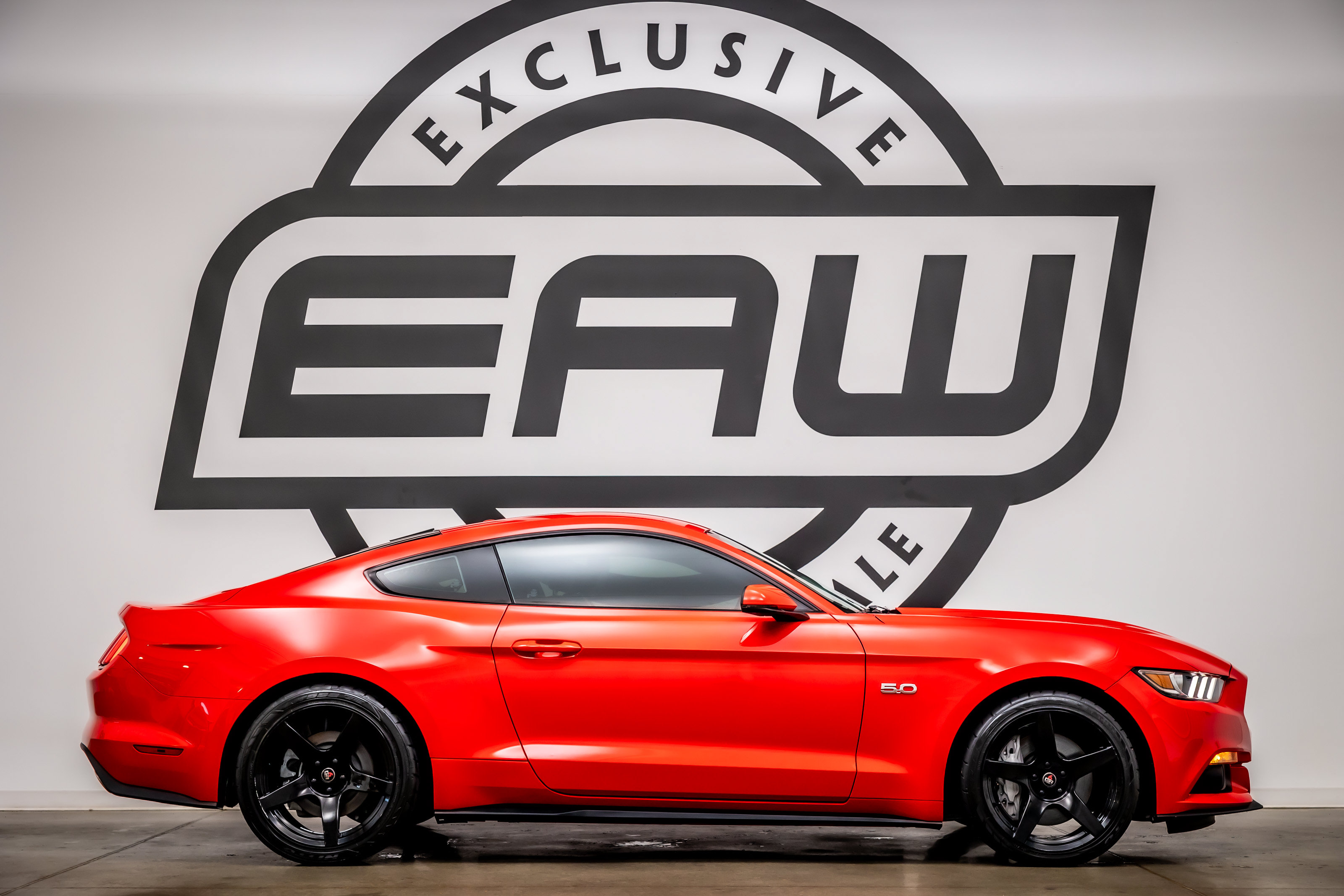 Used 2017 Ford Mustang GT Premium RWD image 9