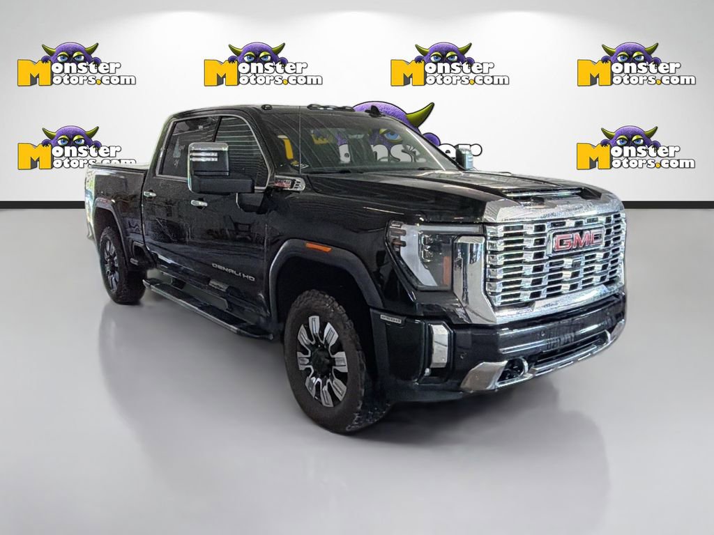 Used 2025 GMC Sierra 2500 Denali w/ Denali Reserve Package AWD/4WD image 3