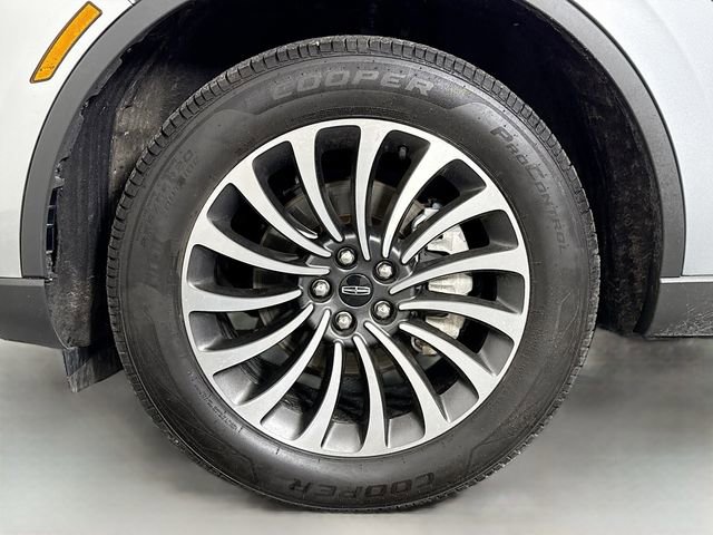 Used 2023 Lincoln Aviator AWD w/ Premium Package image 32