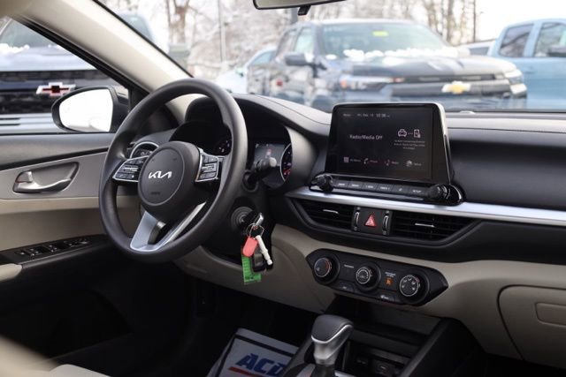 Certified 2023 Kia Forte LXS w/ LXS Technology Package image 33