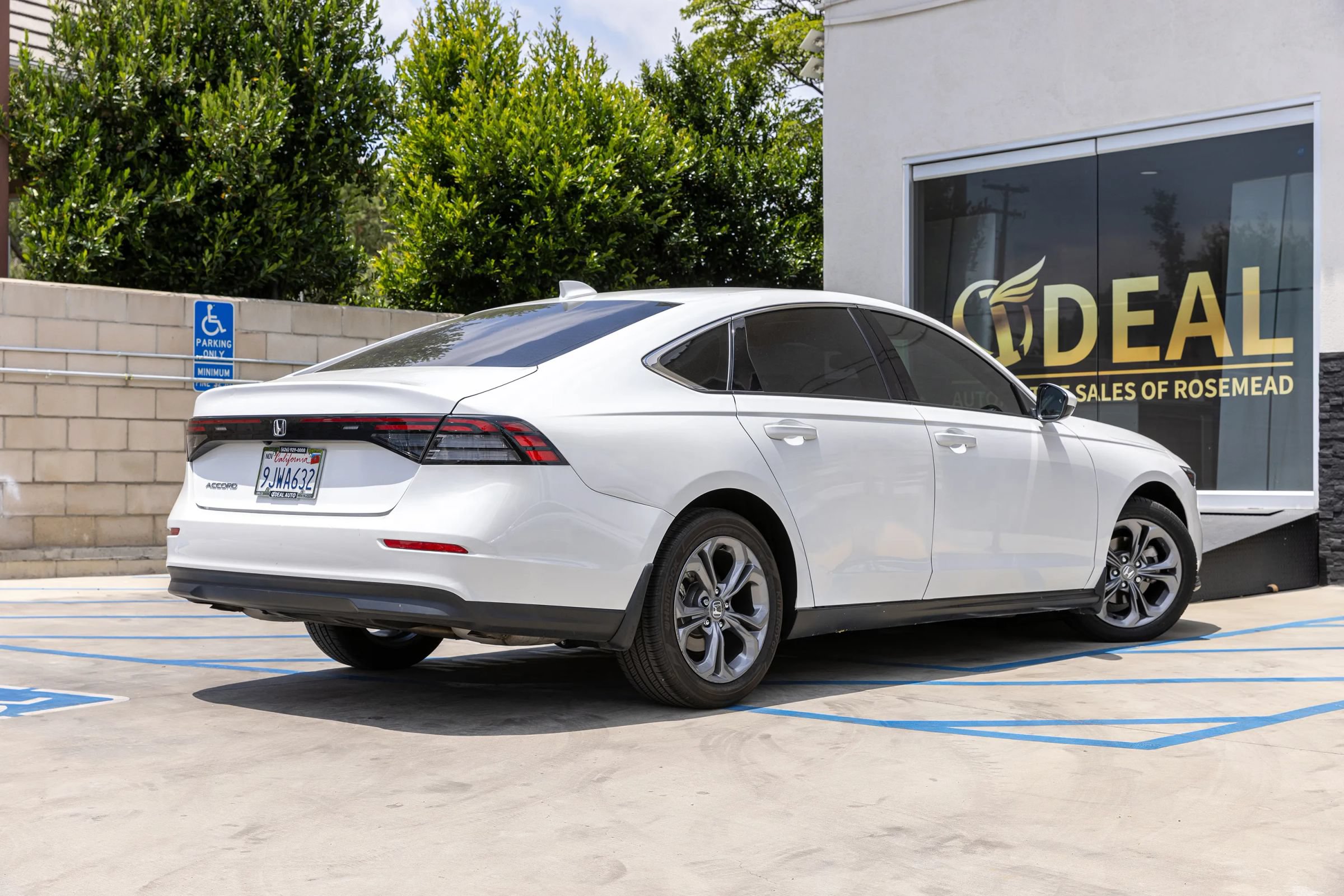 Used 2024 Honda Accord EX image 15