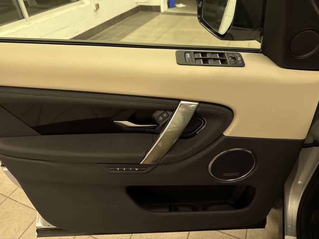 Used 2025 Land Rover Discovery Sport S AWD/4WD image 22