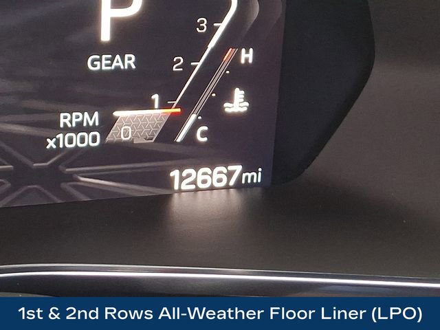 Used 2024 GMC Canyon AT4 image 23