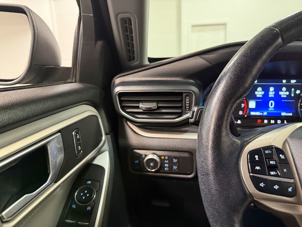 Used 2021 Ford Explorer XLT w/ Equipment Group 202A image 66