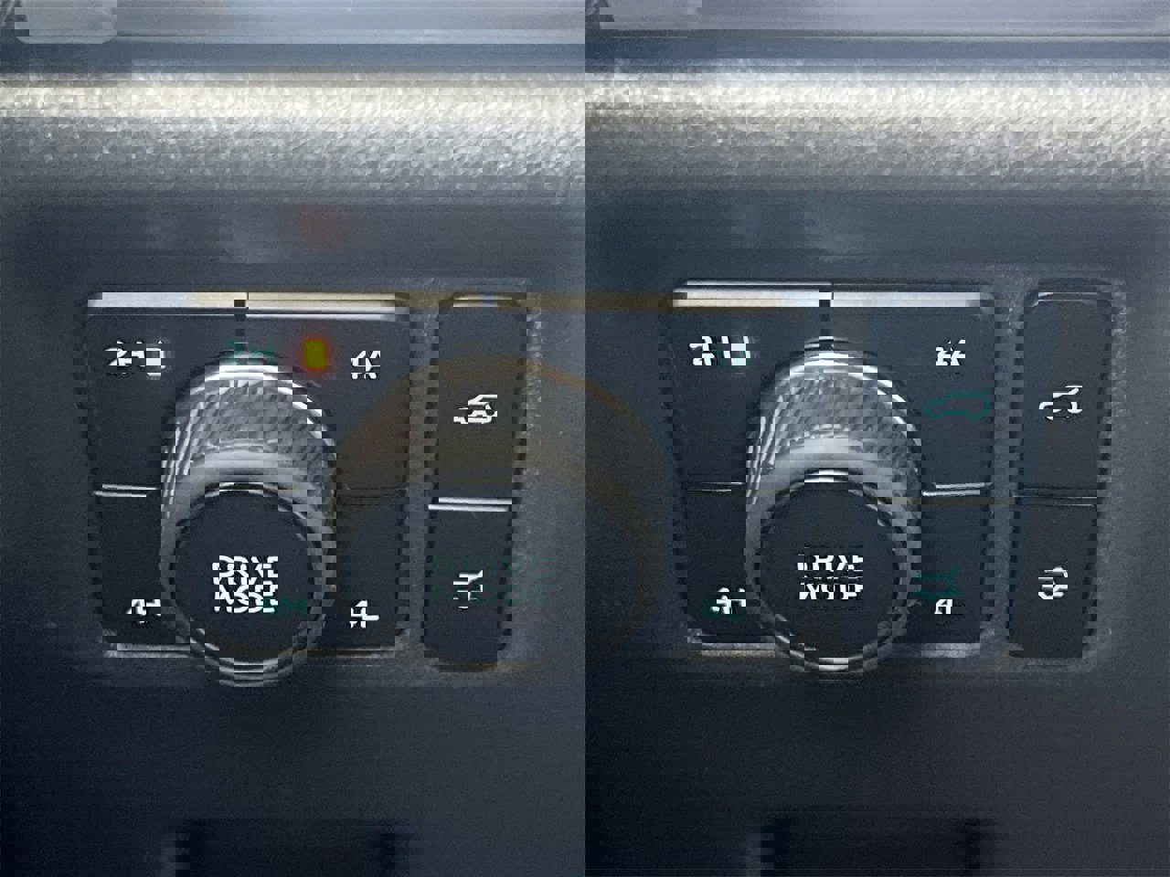 New 2025 Ford Expedition Platinum w/ Stealth Performance Package image 15