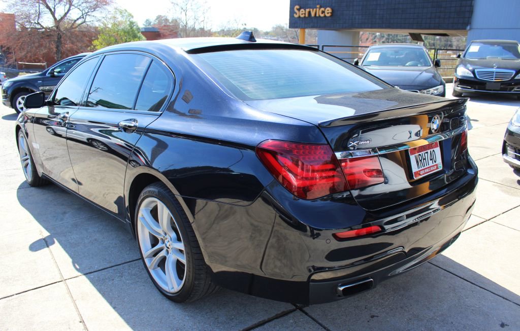 Used 2014 BMW 750Li xDrive AWD/4WD image 11
