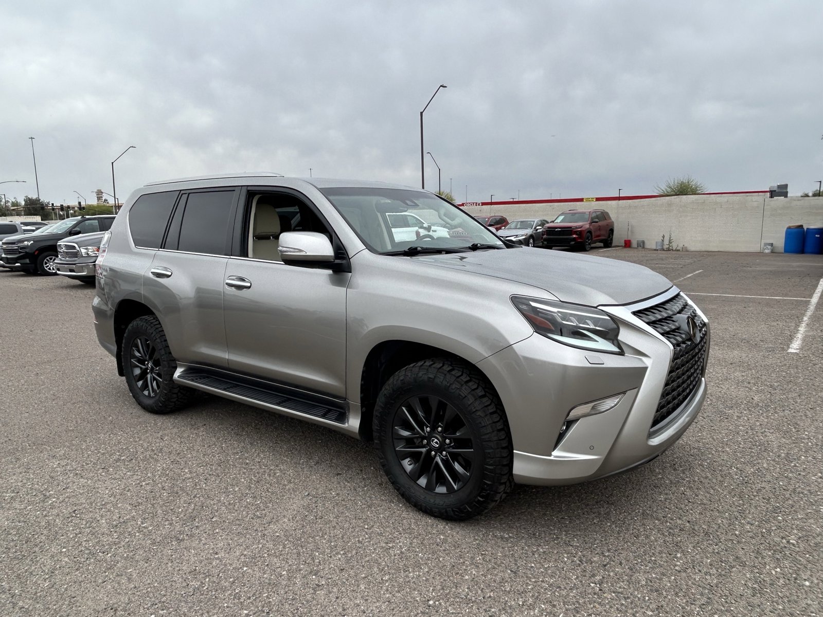 Used 2021 Lexus GX 460 Premium w/ Premium Package image 6