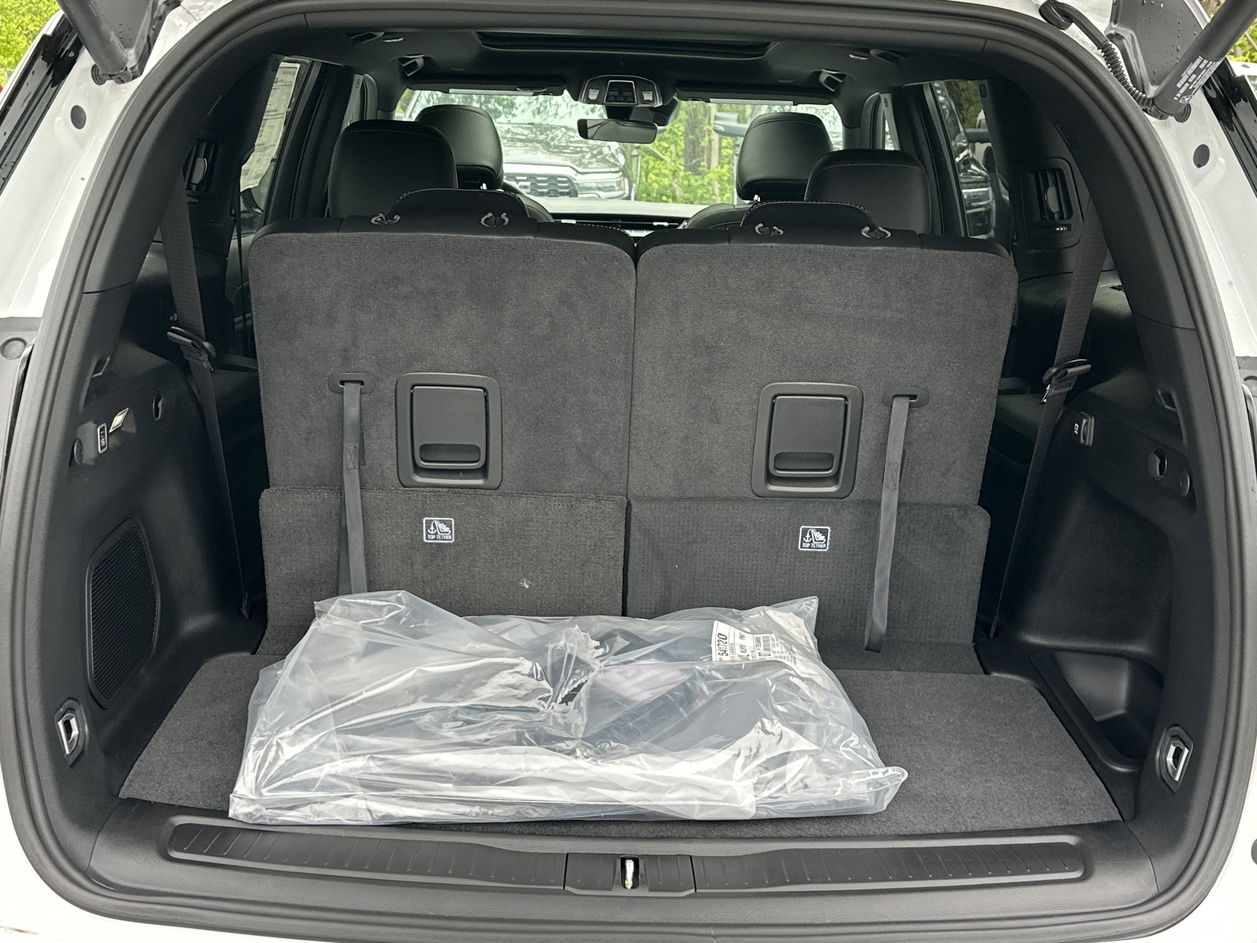 New 2026 Jeep Grand Cherokee L Limited AWD/4WD image 13