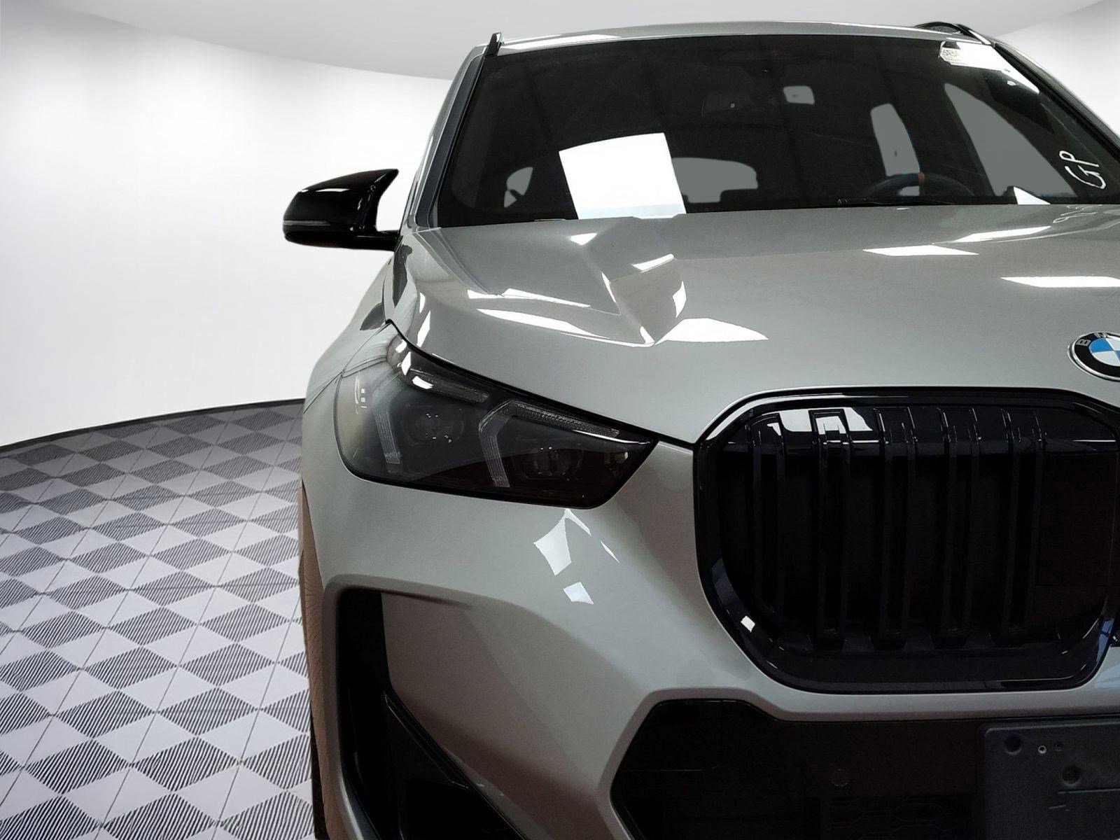 Certified 2025 BMW X1 M35i w/ Premium Package image 10