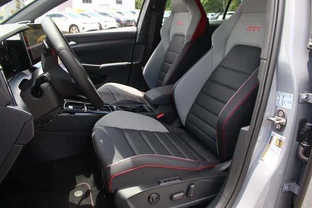 New 2025 Volkswagen GTI SE image 12