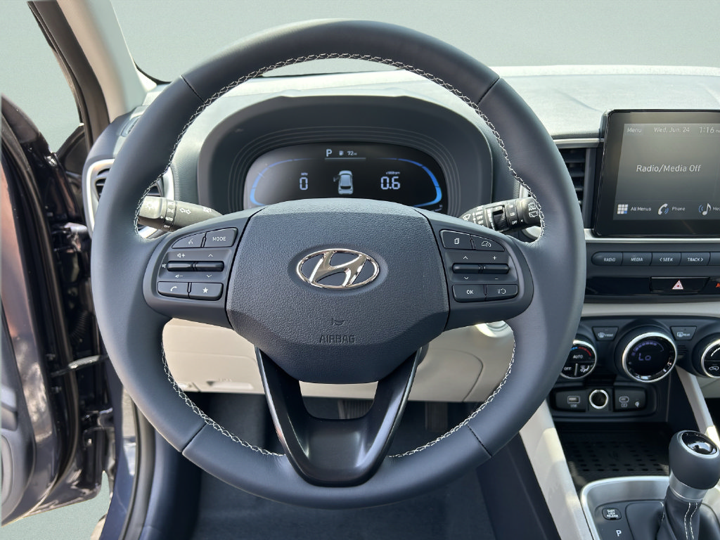 New 2026 Hyundai Venue SEL FWD image 30