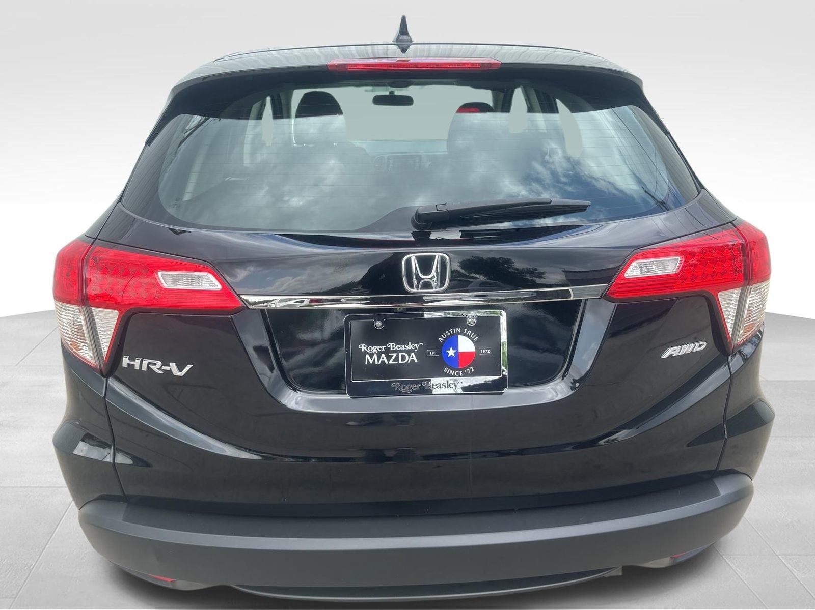 Used 2022 Honda HR-V LX image 7