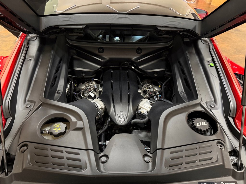 Used 2022 Maserati MC20 Coupe RWD image 44