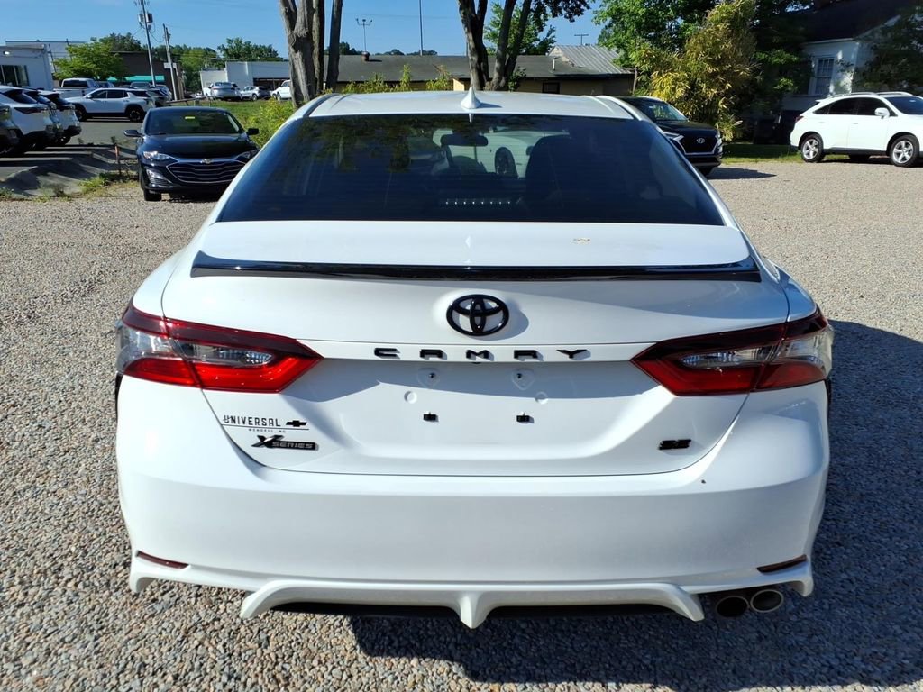 Used 2023 Toyota Camry SE FWD image 6