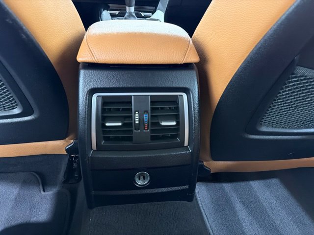 Used 2018 BMW 340i xDrive Sedan AWD/4WD image 24