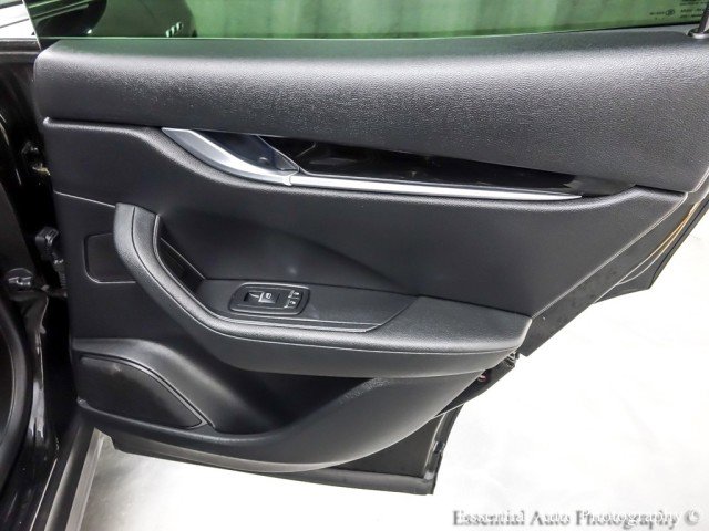 Used 2018 Maserati Levante AWD/4WD image 29