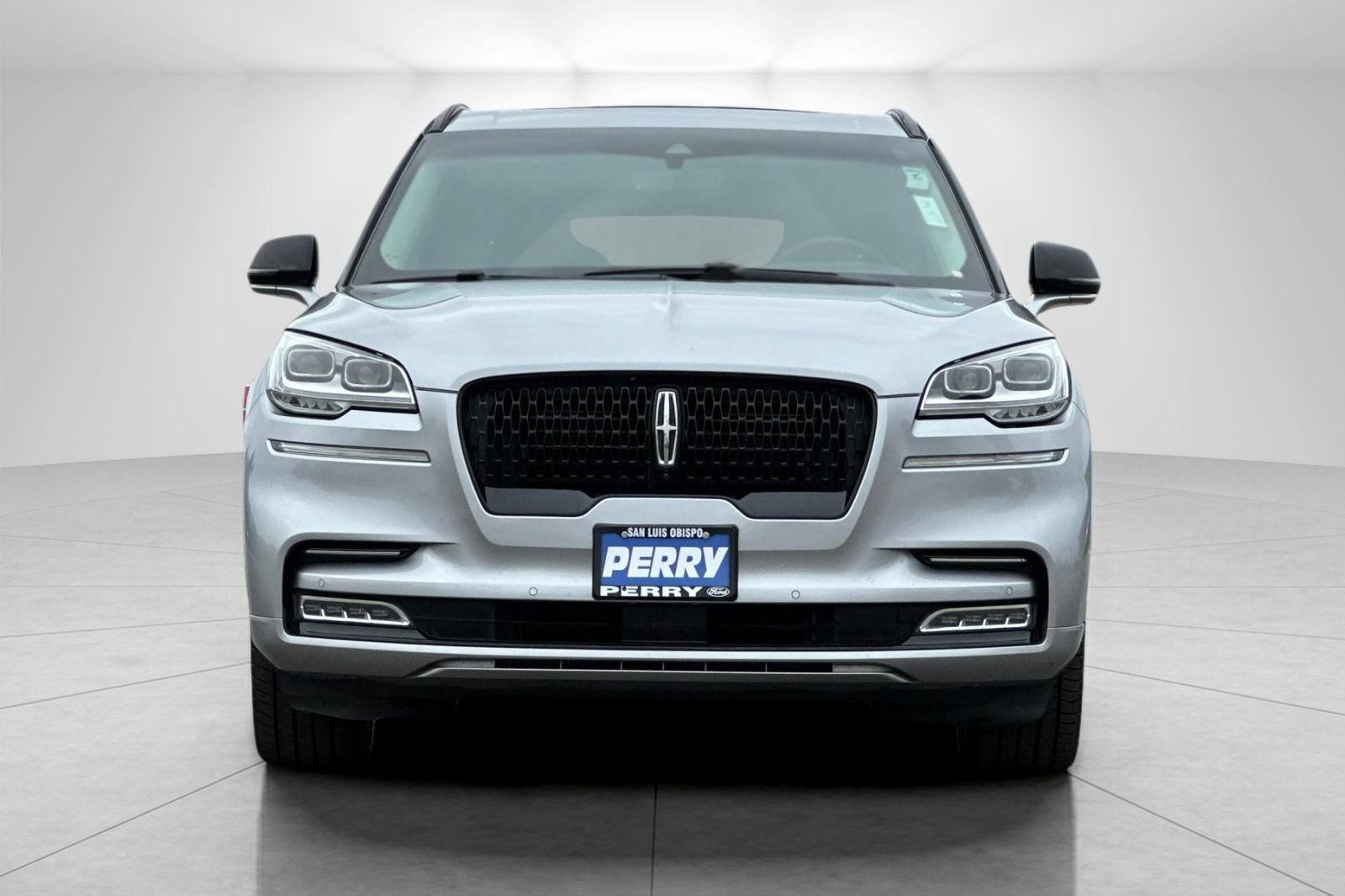 Used 2023 Lincoln Aviator Reserve w/ Equipment Group 201A AWD/4WD image 8