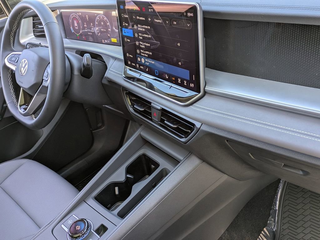 New 2026 Volkswagen Tiguan SE AWD/4WD image 37
