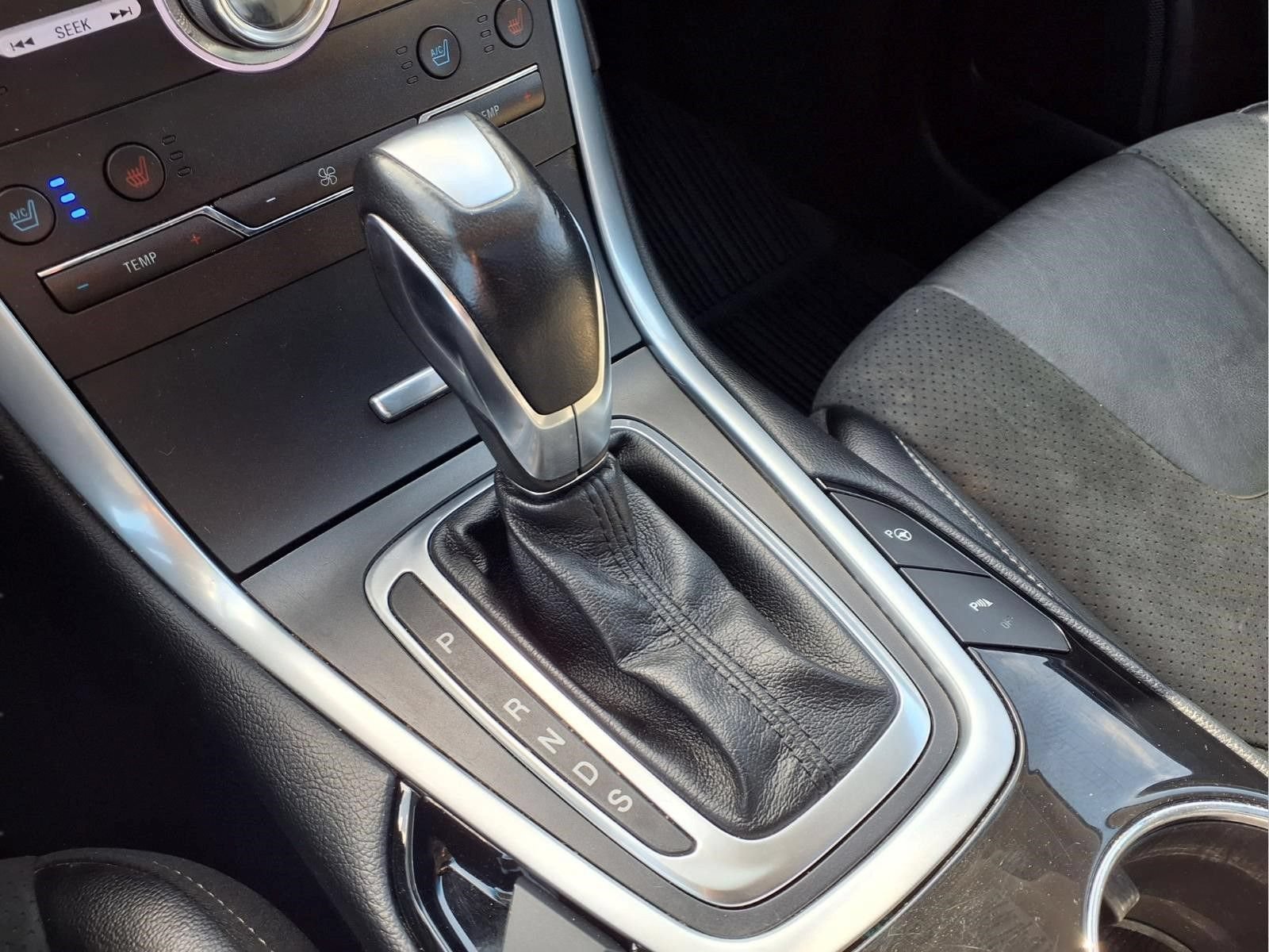 Used 2018 Ford Edge Sport w/ Equipment Group 401A AWD/4WD image 20