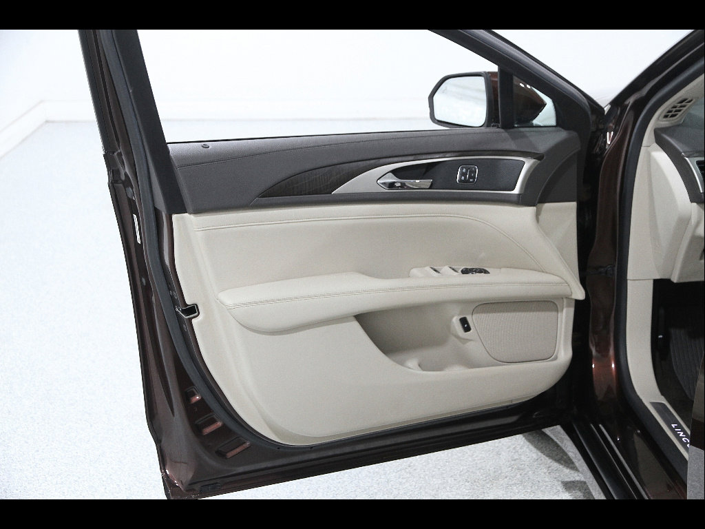 Used 2019 Lincoln MKZ Reserve image 5