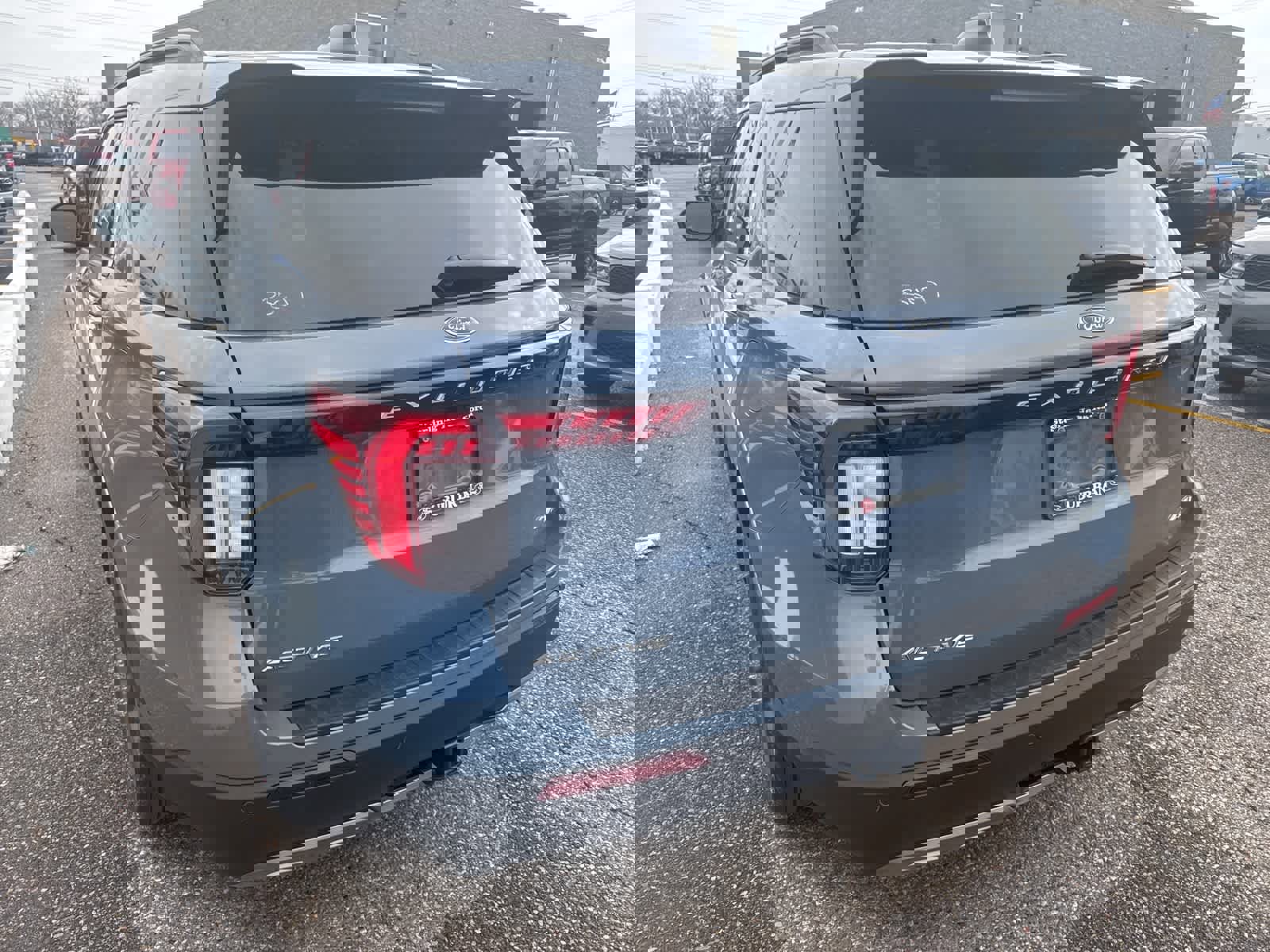 New 2026 Ford Explorer Active w/ Active Comfort Package image 7